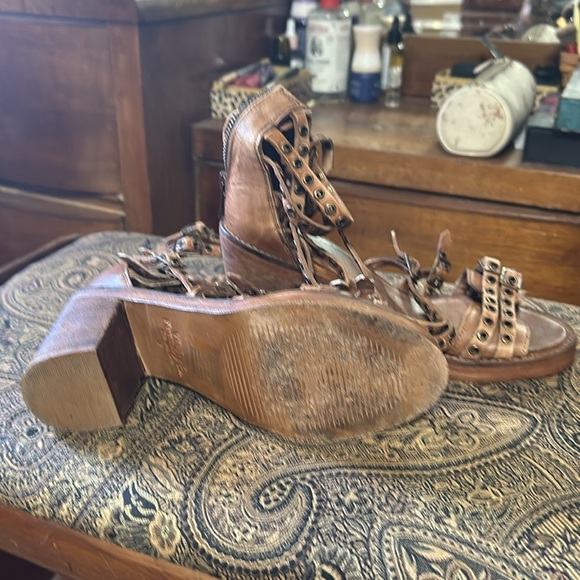 Vintage Laundry Company size 7m - Picture 3 of 3